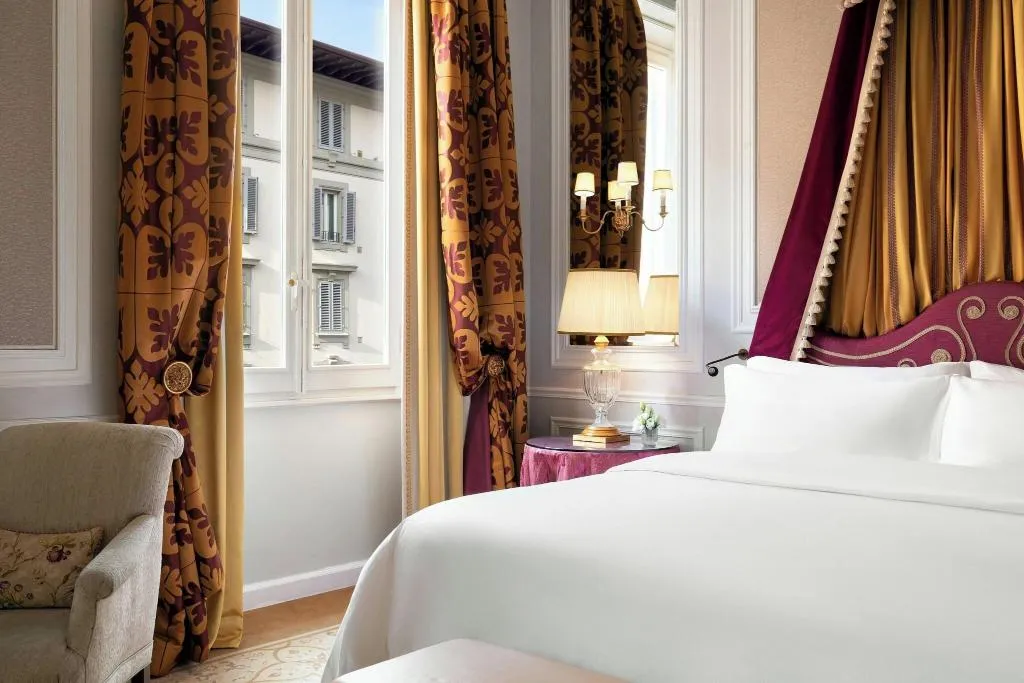 DOUBLE PREMIUM KING BED Room, St Regis Florence, Florence