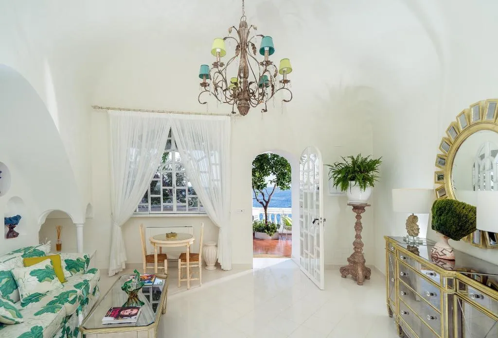 Room, Villa Boheme Exclusive Luxury Suites, Naples