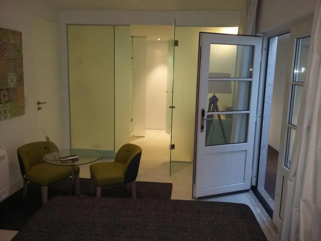 Room, Alma Moura Residences, Lisbon