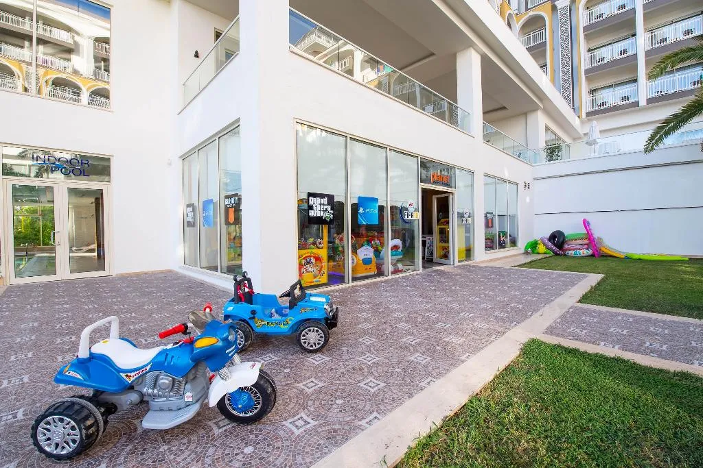 Sports and Entertainment, Kirman Sidera Luxury & Spa, Antalya
