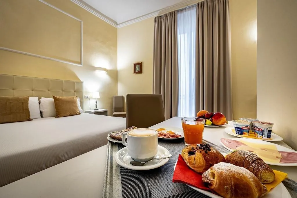 Double or Twin SUPERIOR WITH DOUBLE BED Room, B&B De' Biffi, Florence