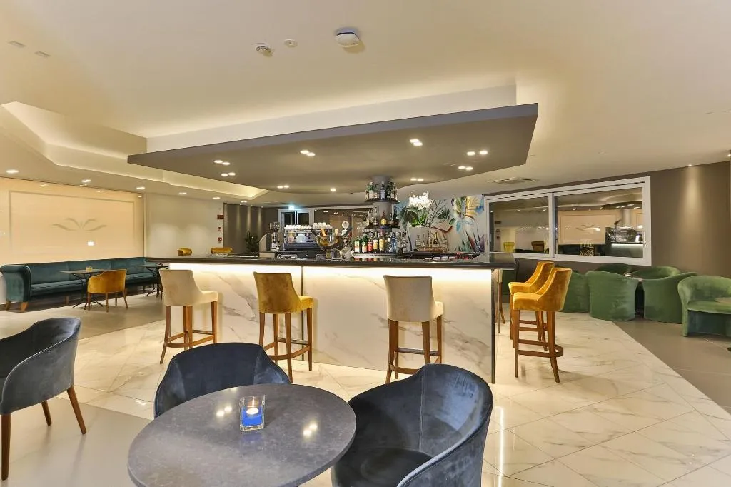 Bar, Terme Savoia, Venice
