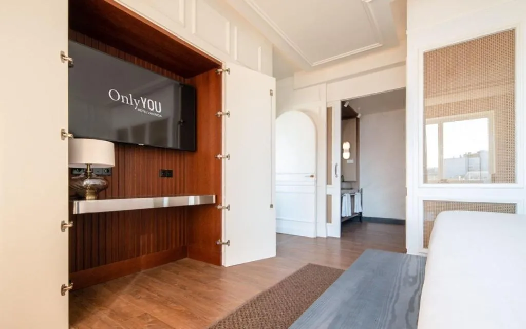 SUITE Presidential Room, Only YOU Hotel Valencia, Valencia