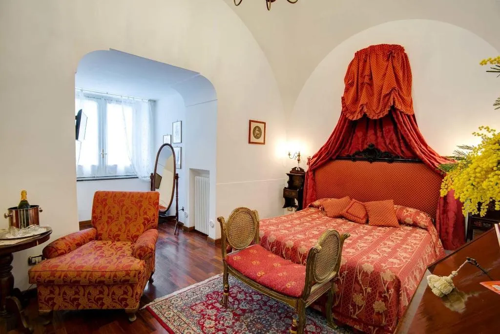 Room, Relais La Rupe, Naples