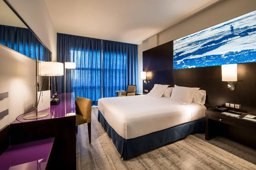 DOUBLE SINGLE USE ECONOMY Room, Vincci Maritimo, Barcelona