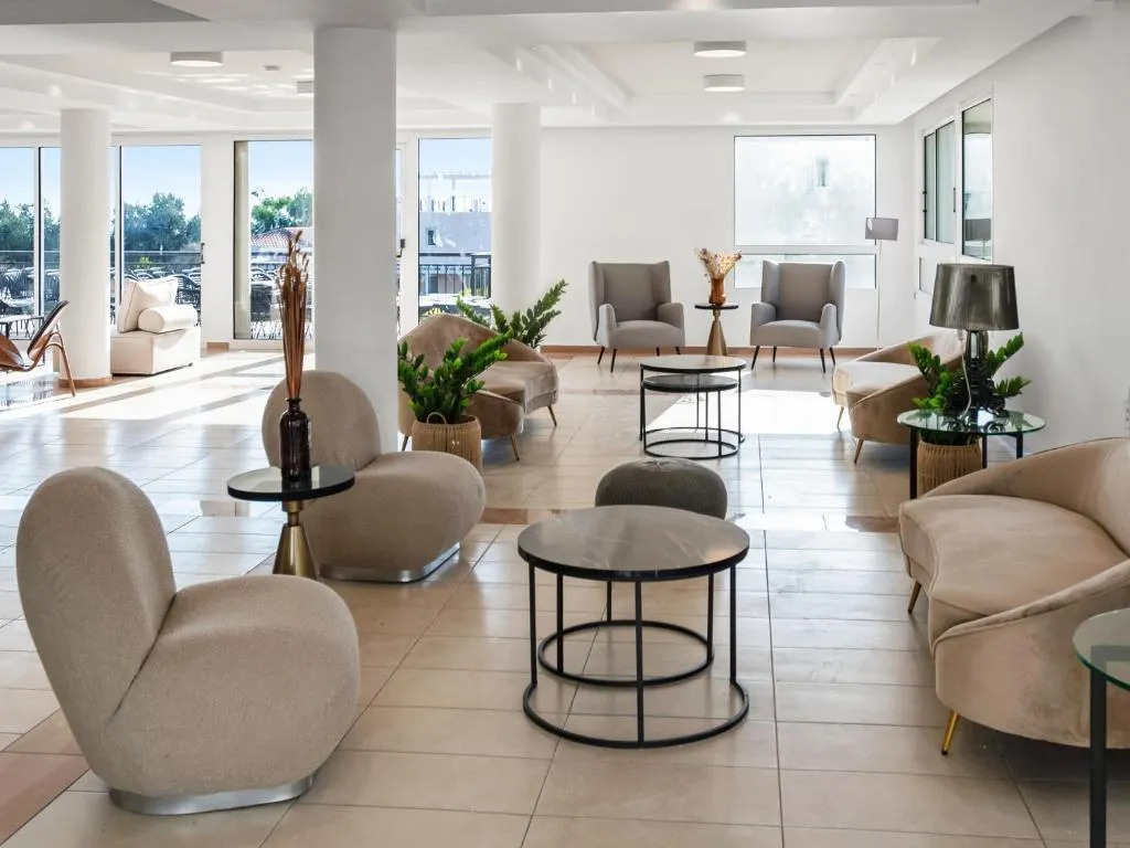 Lobby, Sanders Seaview, Cyprus