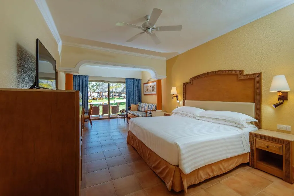 JUNIOR SUITE PREMIUM OCEAN FRONT Room, Barceló Maya Colonial, Cancun Area