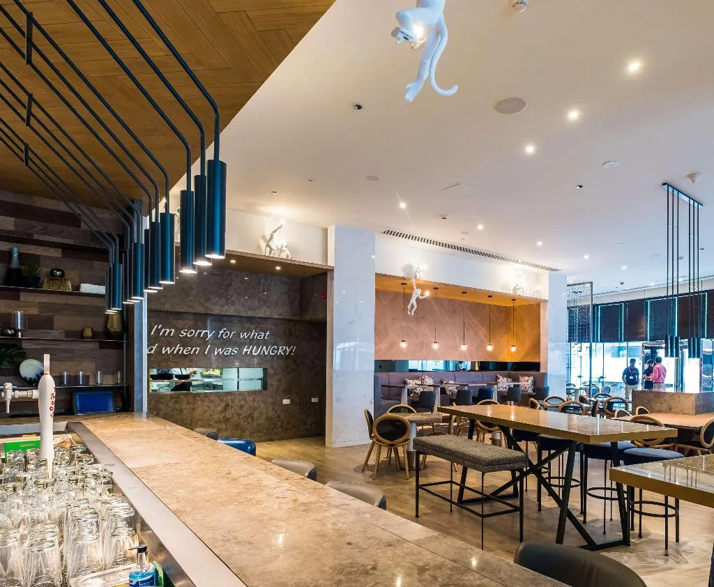 Restaurant, Media One, Dubai
