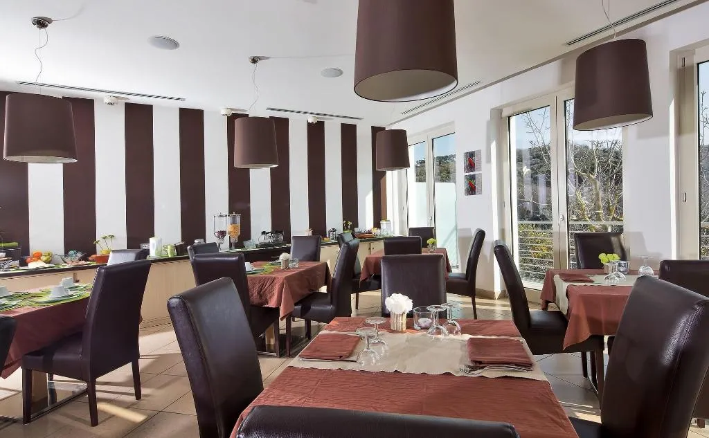 Restaurant, Demariahouse, Naples