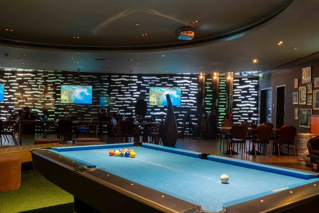 Bar, Al Ain Rotana, Abu Dhabi