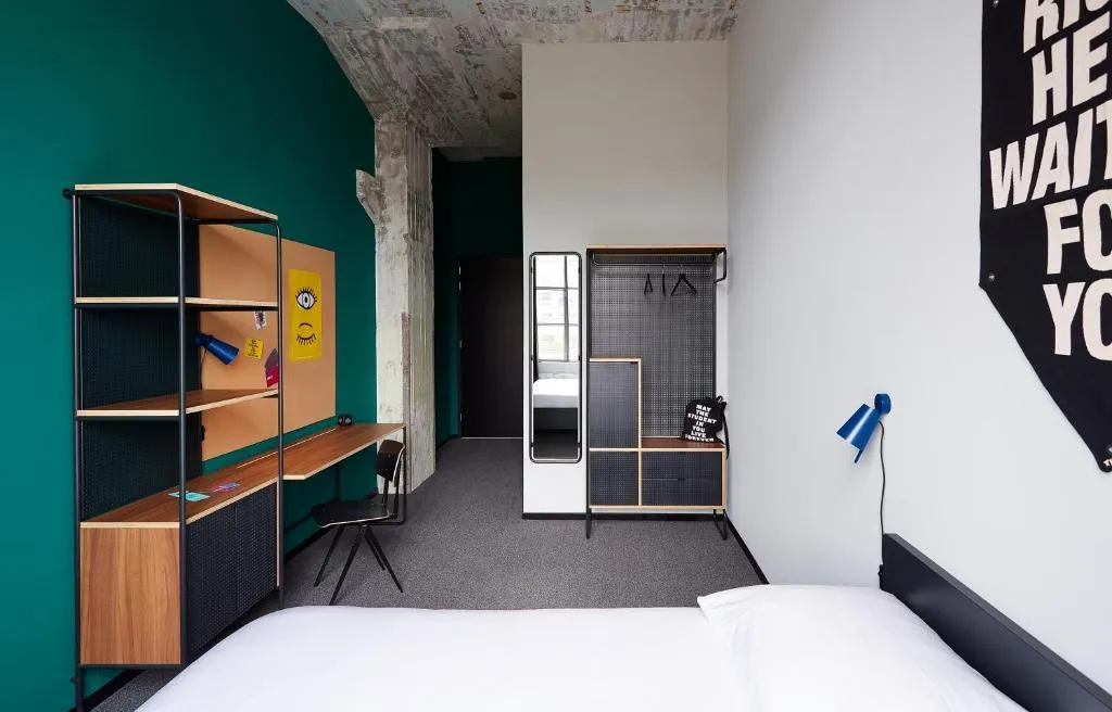 DOUBLE EXECUTIVE Room, The Social Hub Maastricht, Amsterdam