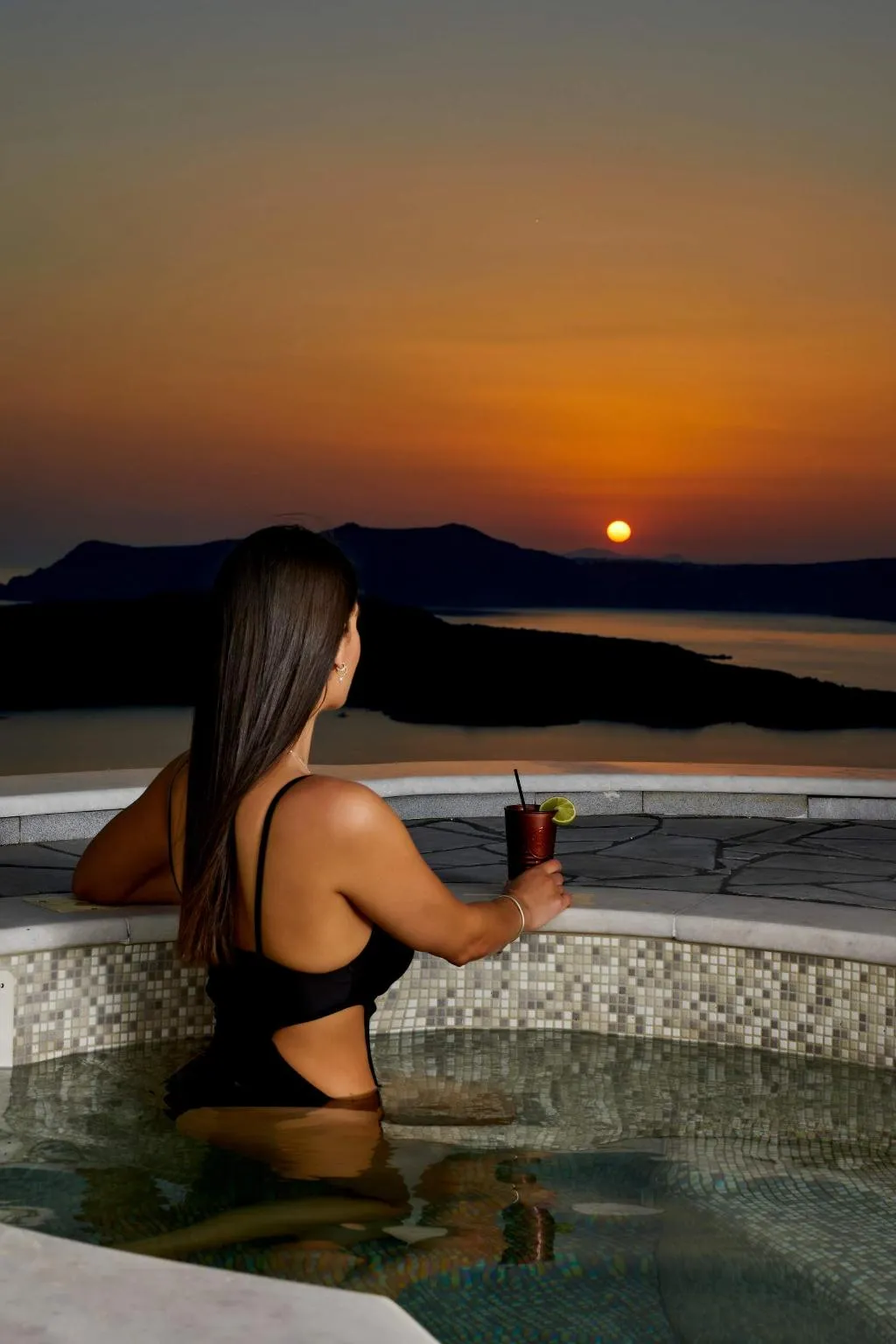 SUITE DELUXE WITH JACUZZI Room, Petit Palace, Santorini