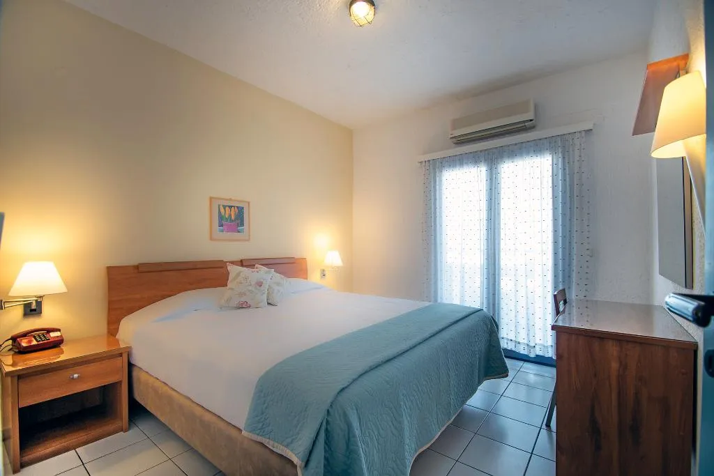 STUDIO WITH BALCONY Room, Palatia Village, Crete