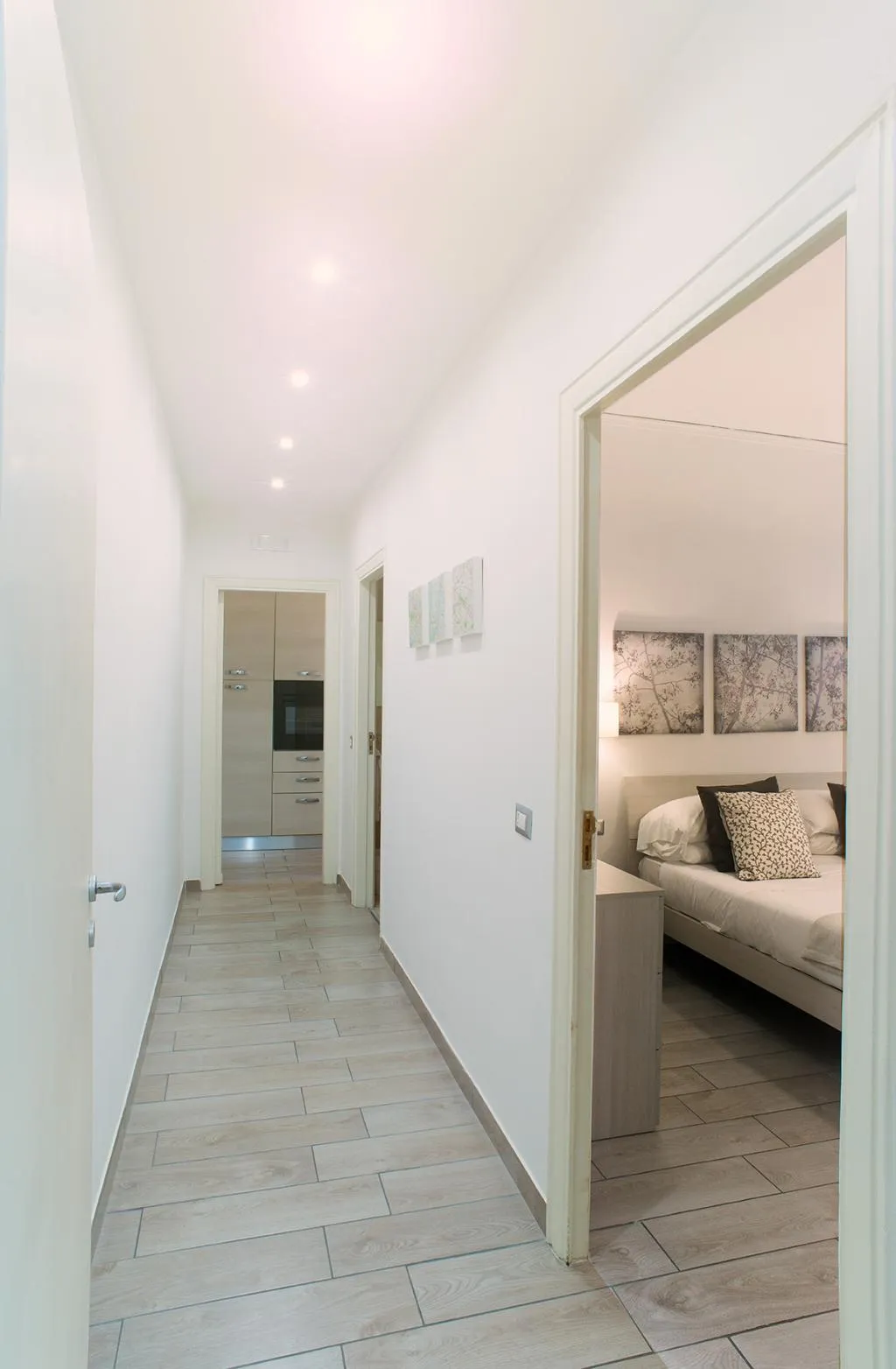 APARTMENT CAPACITY 4 Room, Residenza Flegrea, Naples