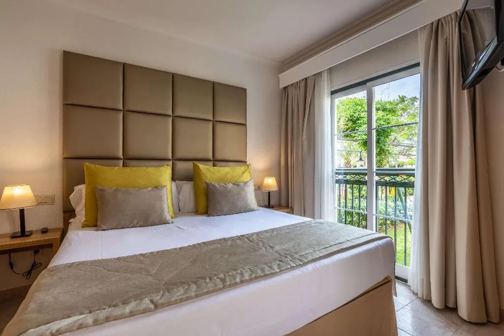 Room, Zafiro Menorca, Menorca