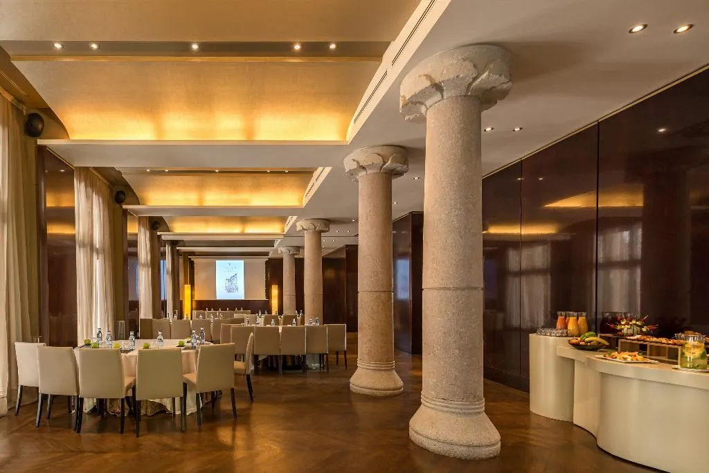 Conferences, Casa Fuster, Barcelona