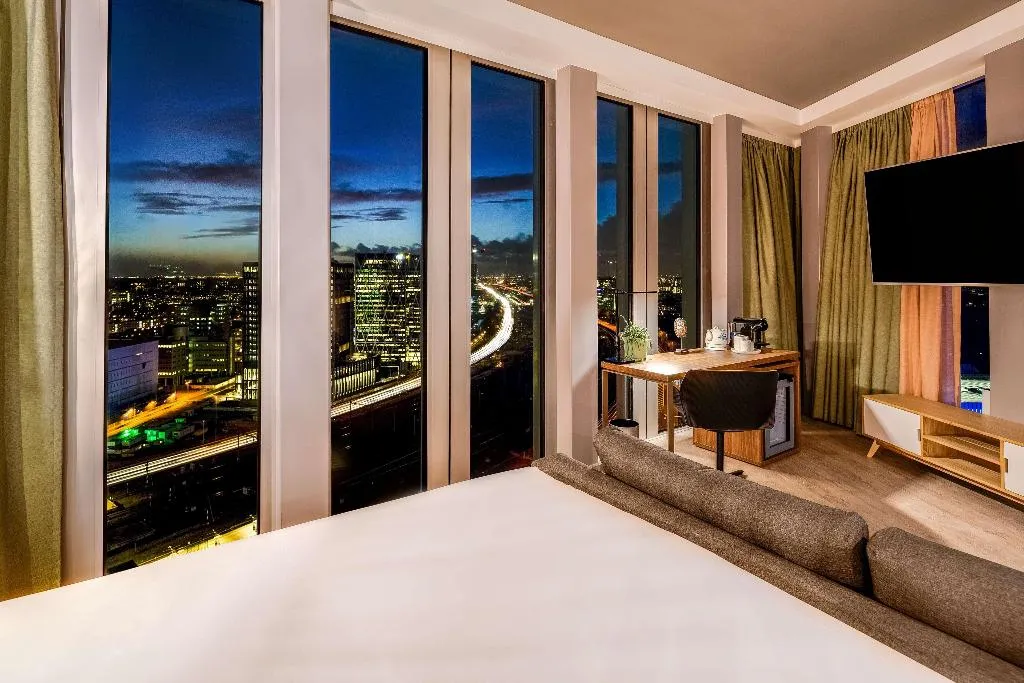 DOUBLE PREMIUM Room, nhow Amsterdam RAI, Amsterdam