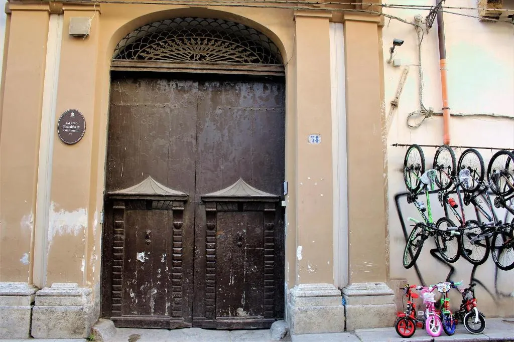 Lobby, La Via Delle Biciclette, Palermo