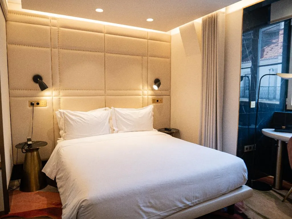 DOUBLE PREMIUM Room, Madalena By the Beautique Hotels, Lisbon