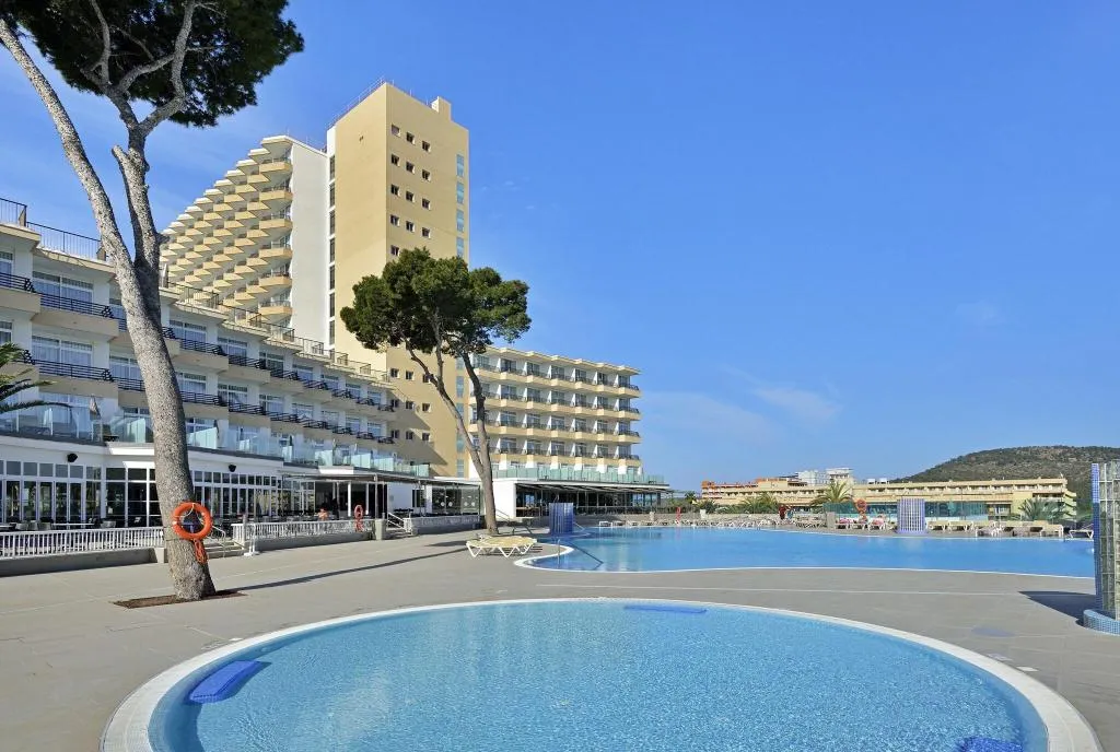 Room, Sol Barbados, Majorca