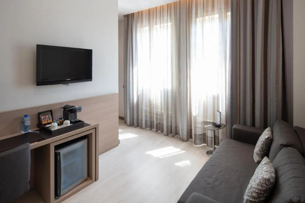 Room, Catalonia Atocha, Madrid