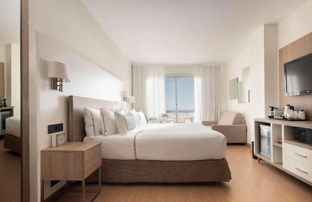 JUNIOR SUITE STANDARD Room, Melia Sitges, Costa Brava