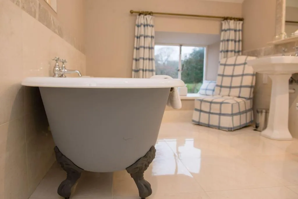 Room, Ballymaloe House, Cork