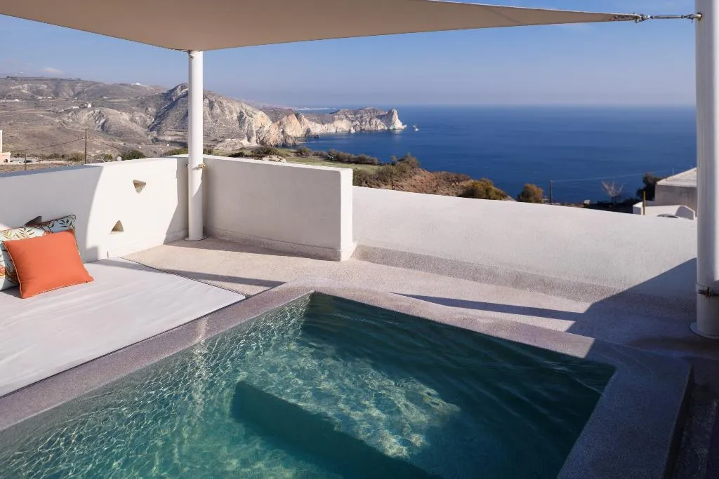 SUITE STANDARD Room, Potnia Theron Suites, Santorini