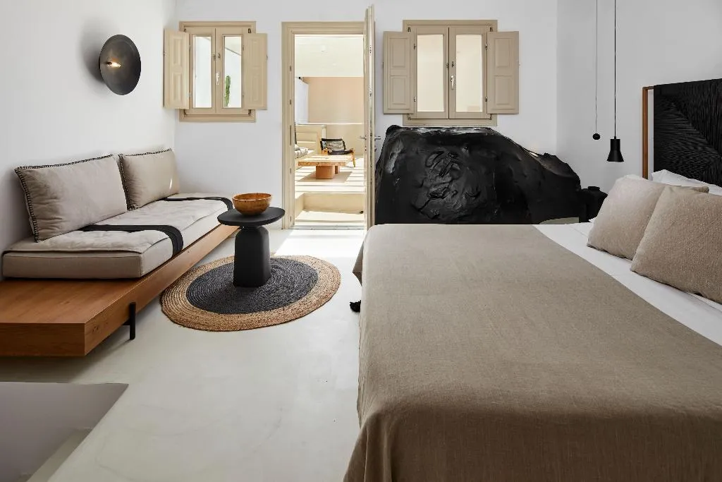 SUITE SEA VIEW HONEYMOON Room, You And Me Suites, Santorini