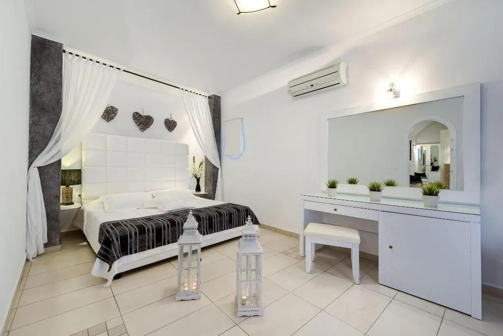 Room, Dream Island Hotel, Santorini