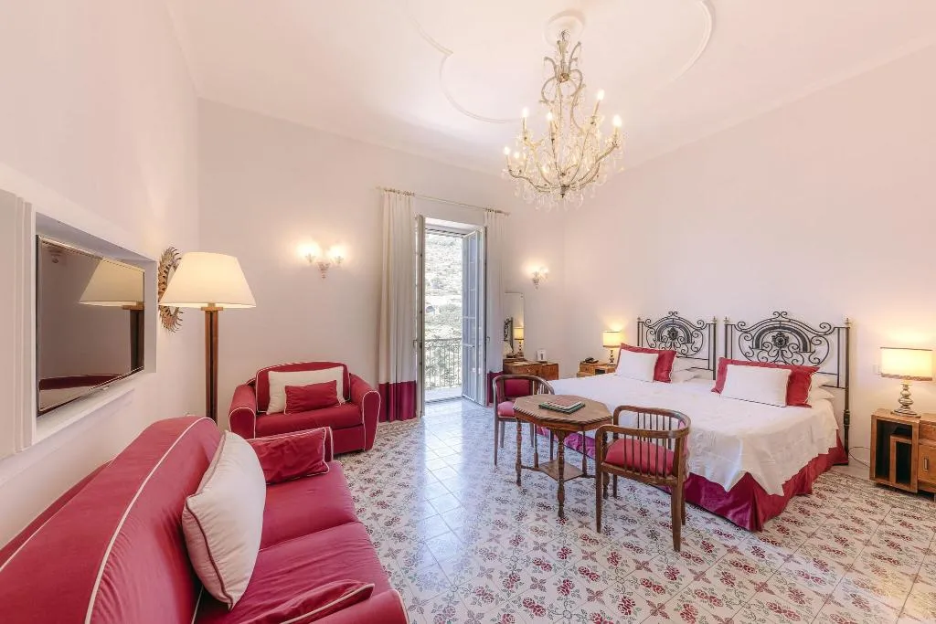 Double or Twin DELUXE SEA VIEW Room, Relais du Silence Villa Maria, Naples