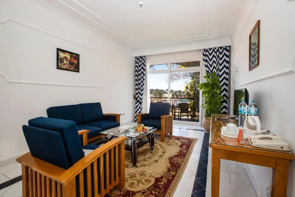 SUITE BEACH FRONT Room, Desert Rose, Red Sea Riviera