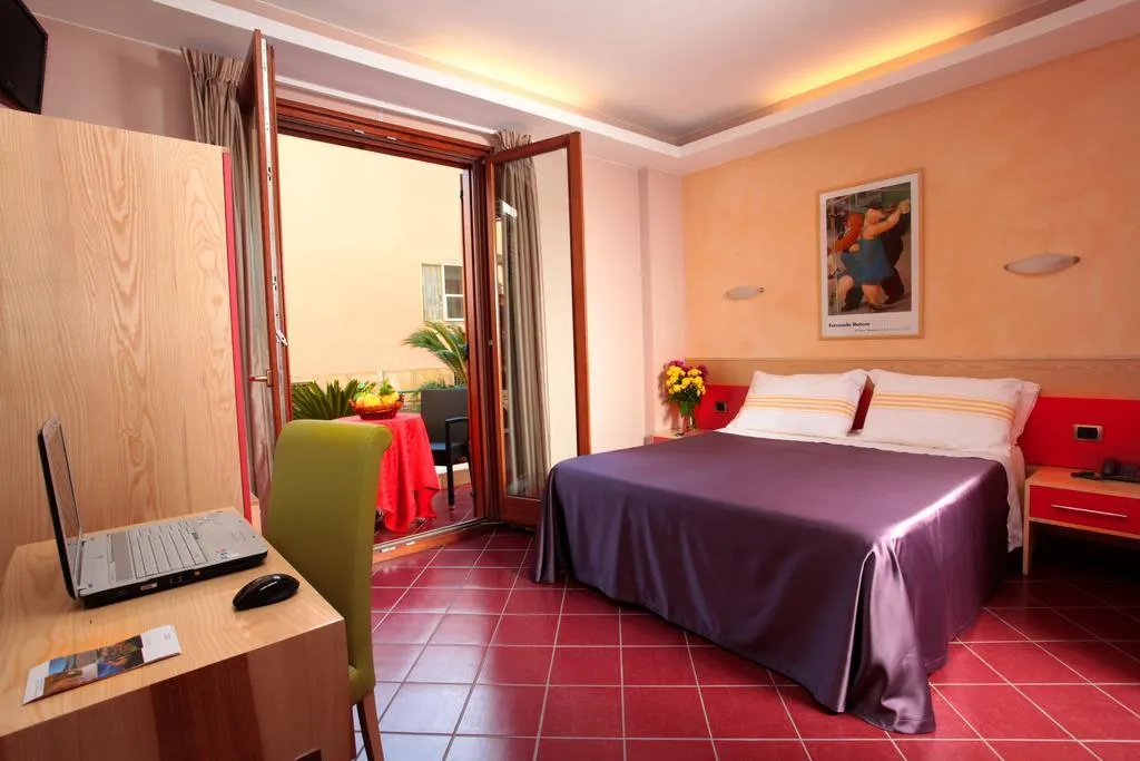 DOUBLE STANDARD Room, Hotel Diana Pompei, Naples