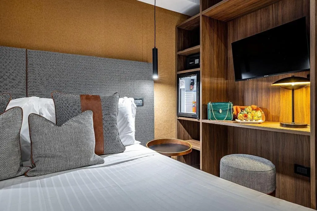 DOUBLE CLASSIC WITH VIEWS Room, Duomo Firenze, Florence