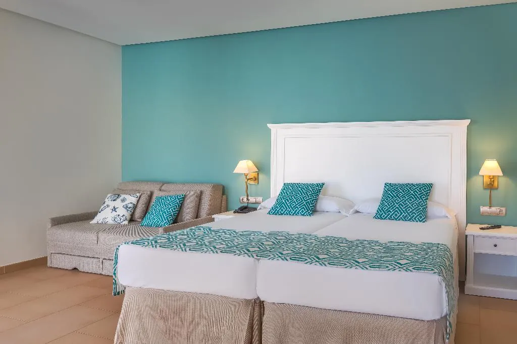 FAMILY ROOM SUPERIOR Room, Occidental Torremolinos Playa, Costa Del Sol