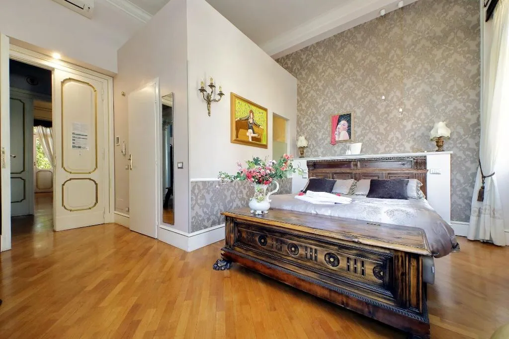 Room, Domus Monamì Luxury Suites, Rome