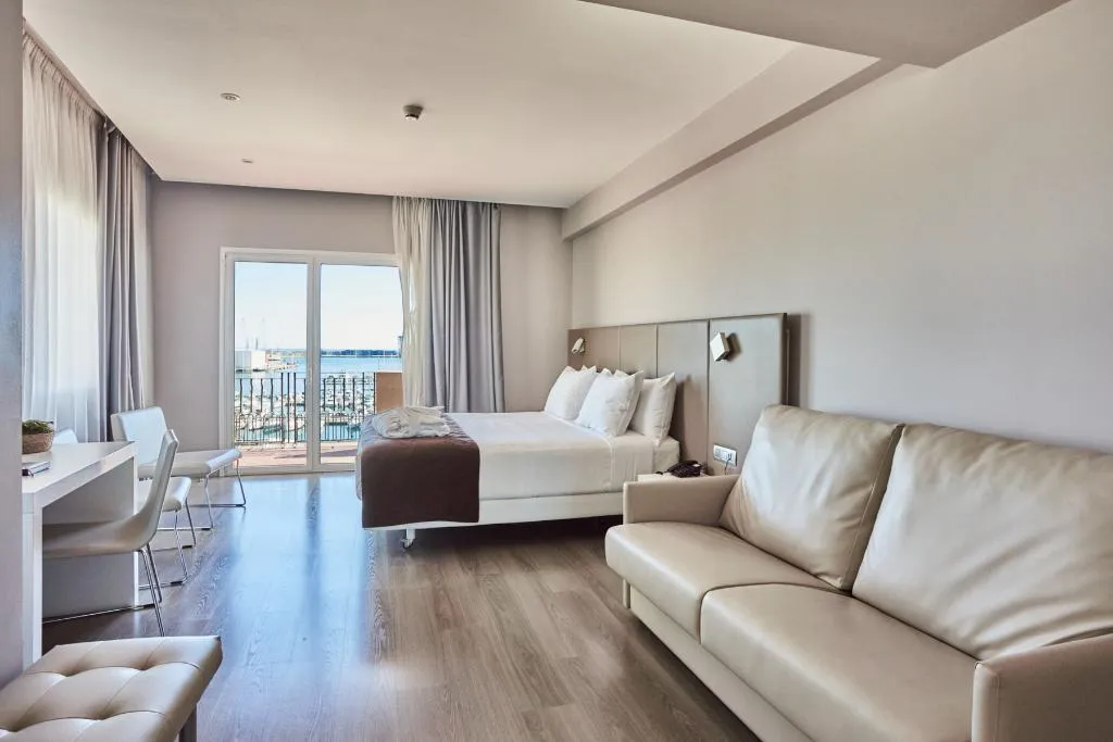DOUBLE SINGLE USE SUPERIOR Room, Silken Turcosa 3* Sup, Valencia