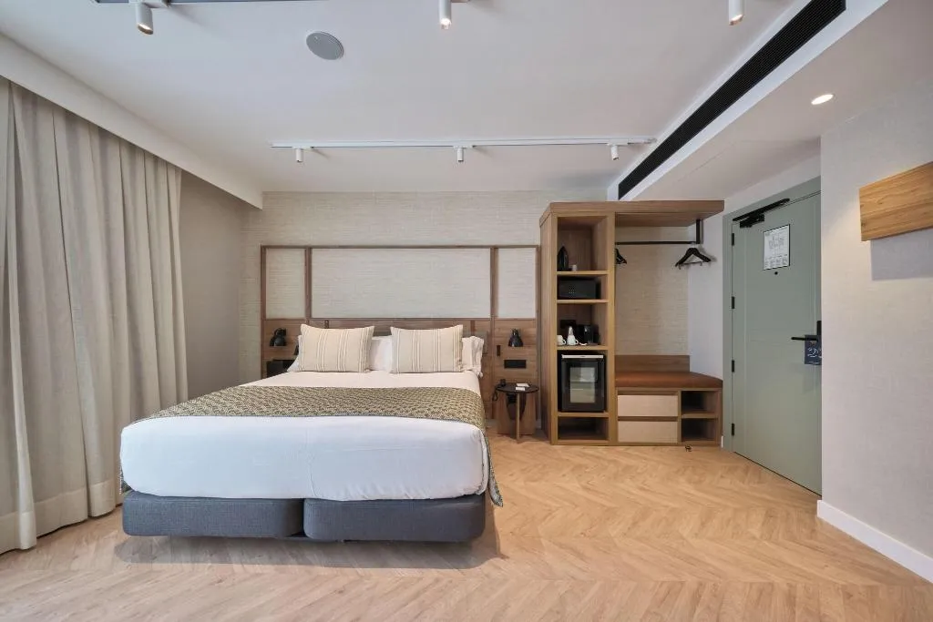 DOUBLE DELUXE Room, Catalonia Sagrada Familia, Barcelona