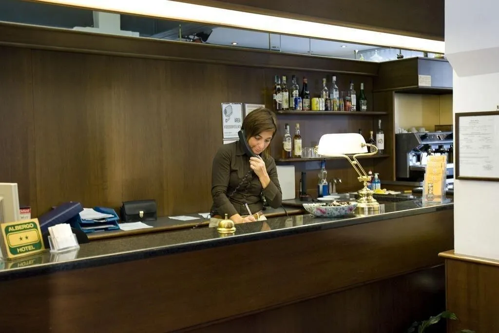 Lobby, Hotel La Pace, Milan