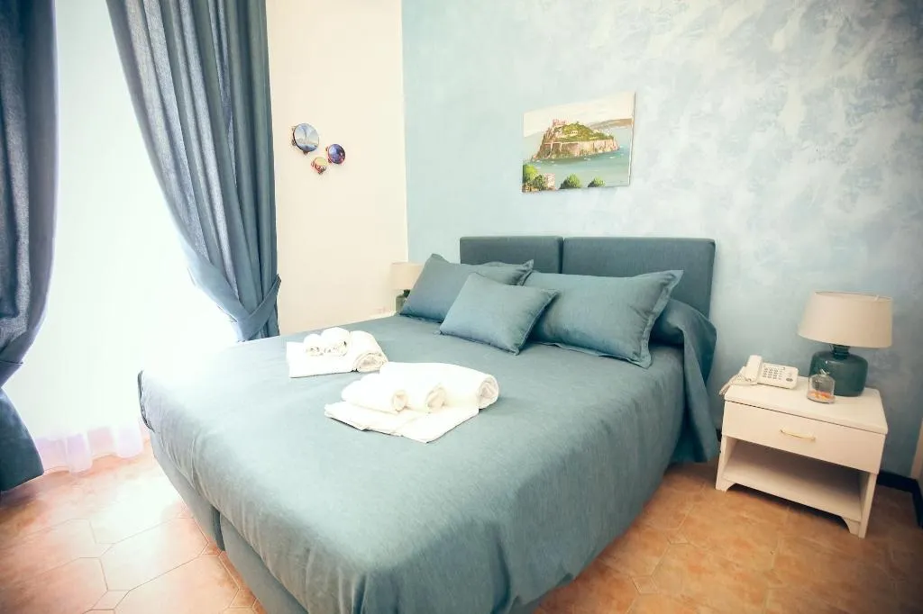 Room, Hotel Napoli Mia, Naples