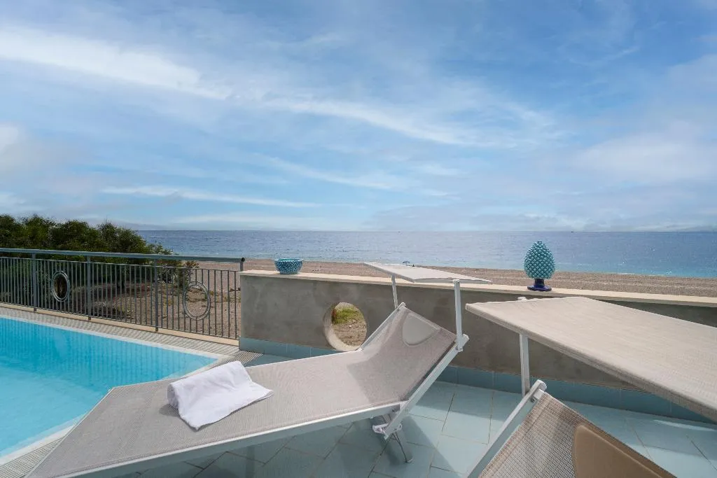 DOUBLE DELUXE WITH TERRACE Room, Aurora View Resort, Catania