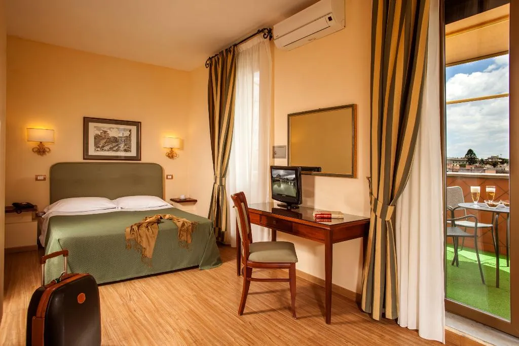 Room, Hotel Colosseum, Rome