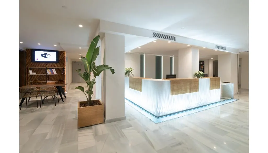 Lobby, JS Yate, Majorca