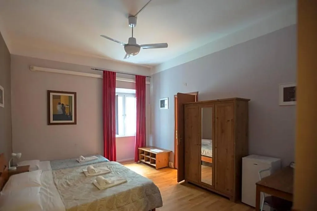 TRIPLE STANDARD Room, Gialel B&b, Rome