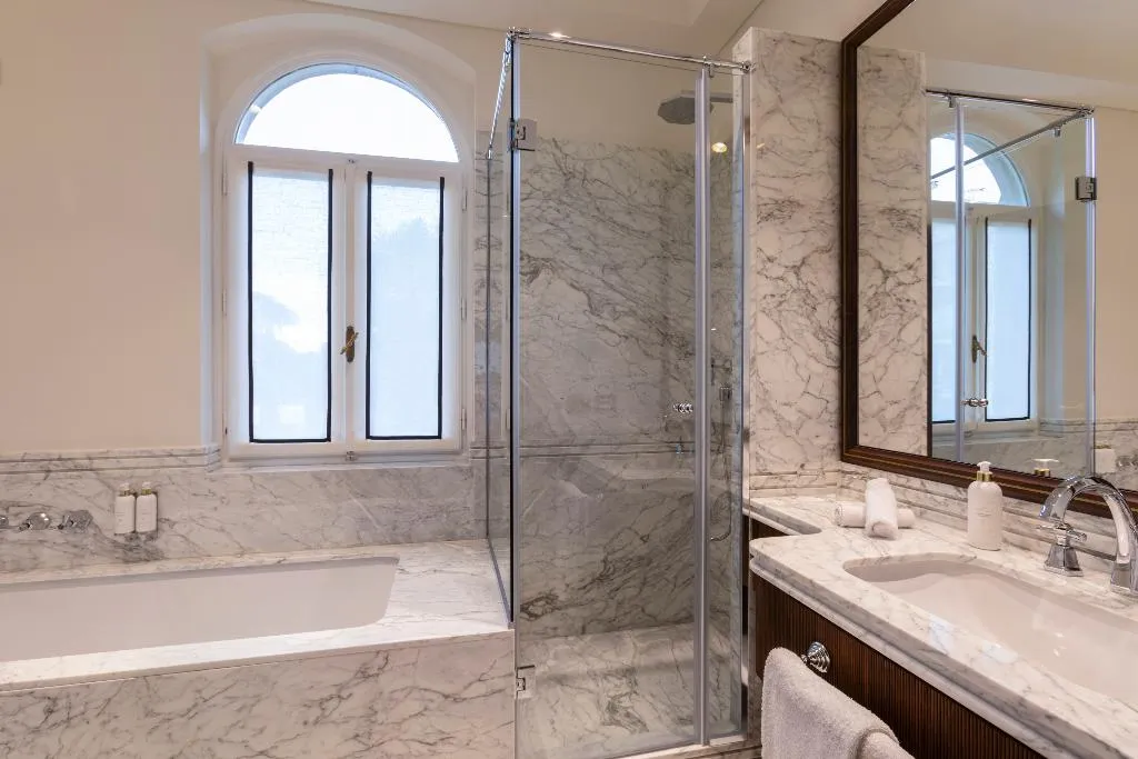 JUNIOR SUITE WITH TERRACE Room, Regency, Florence