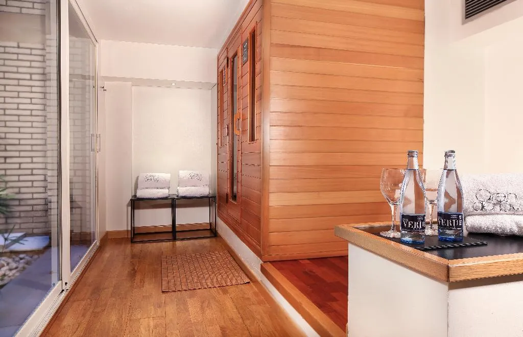 Sports and Entertainment, Gran Derby Suites, Barcelona