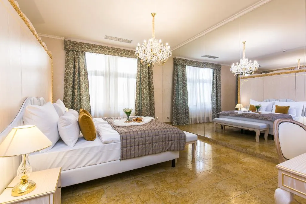 SUITE DELUXE Room, Hotel Caruso Old Town Prague, Prague