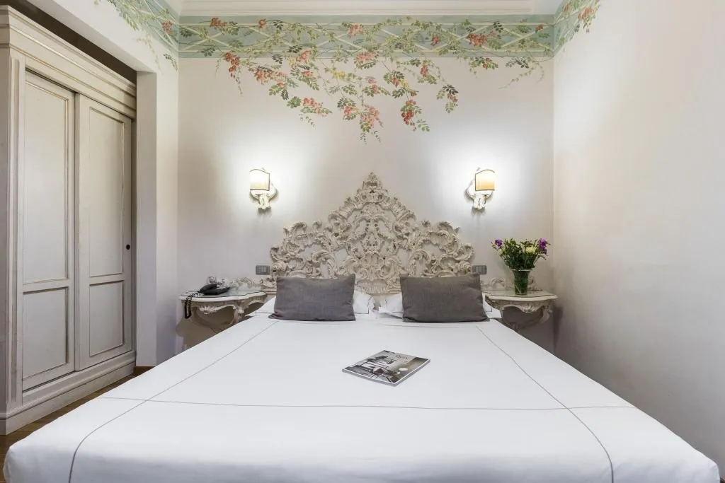 DOUBLE SUPERIOR Room, Art Atelier, Florence