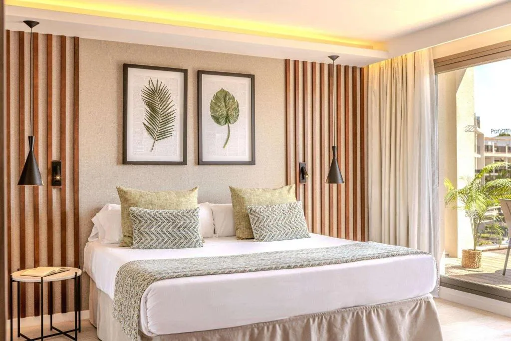 Room, Zafiro Palace Palmanova, Majorca