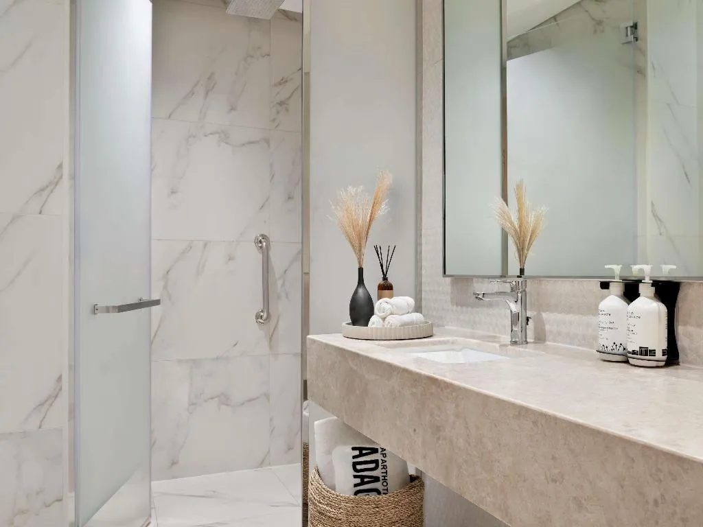 APARTMENT ONE BEDROOM Room, Adagio Premium The Palm, Dubai